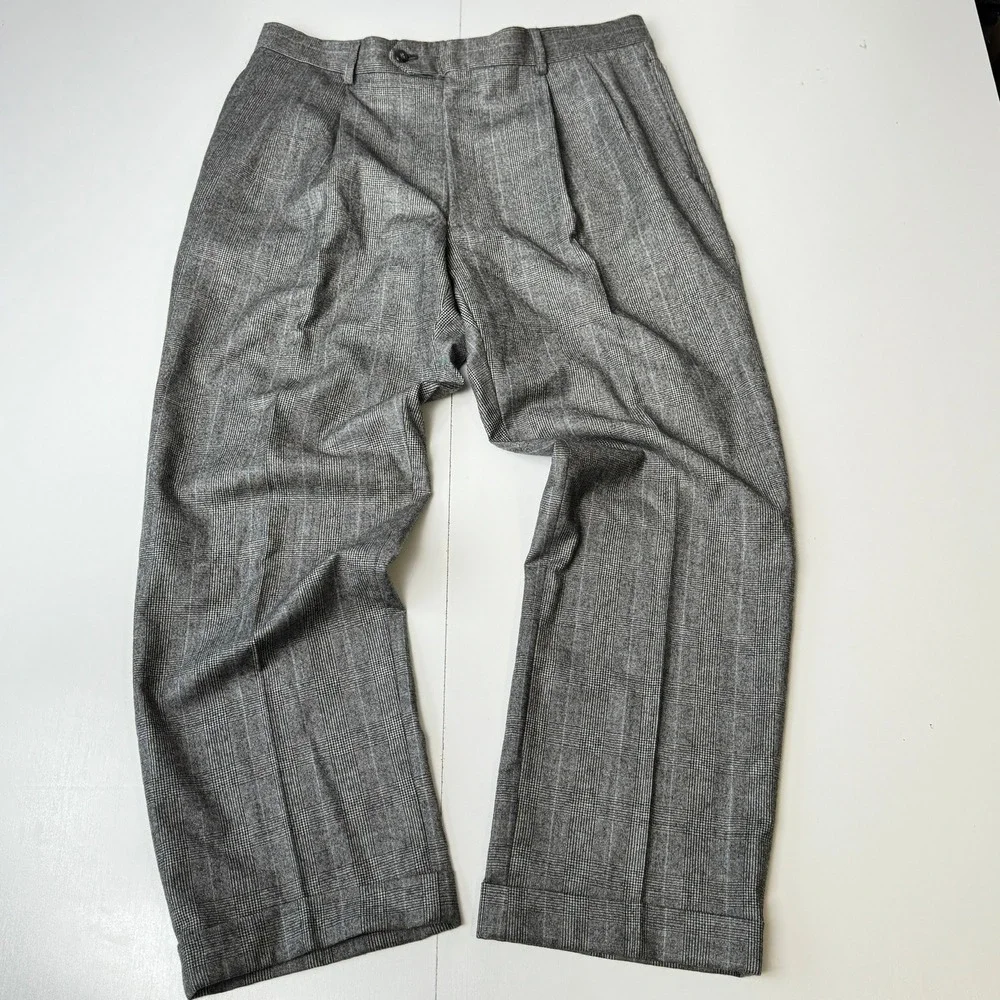 Jos A Bank Executive Collection 100% Wool Pleated Pants Grey Plaid 36R